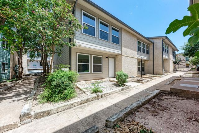 2124 Burton DR 136, Austin, TX 78741