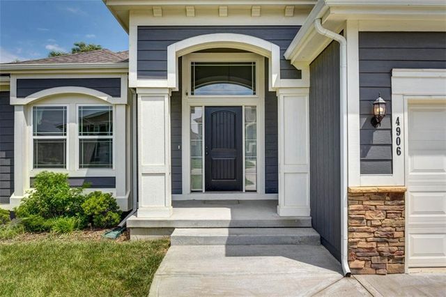 4906 NE 105th Street, Kansas City, MO 64156