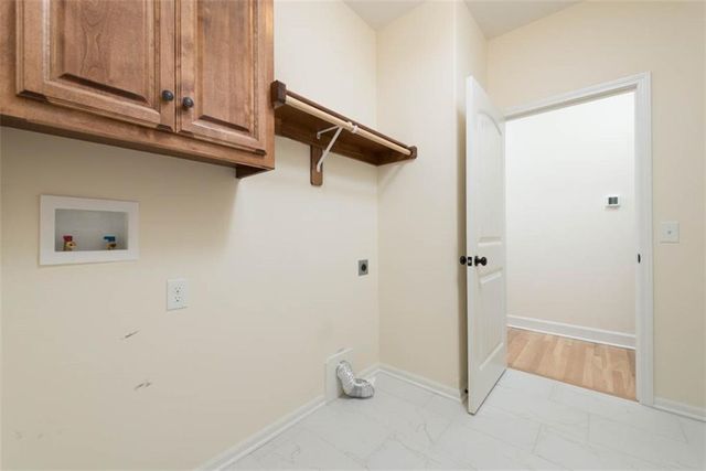 4906 NE 105th Street, Kansas City, MO 64156