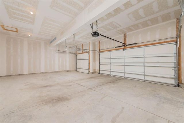 4906 NE 105th Street, Kansas City, MO 64156