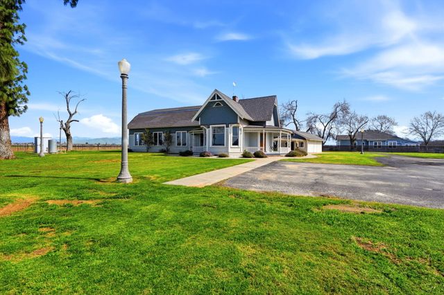 34854 Rd 124, Visalia, CA 93291