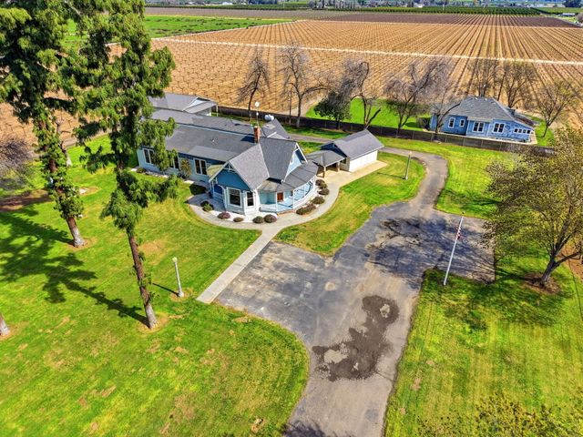 34854 Rd 124, Visalia, CA 93291