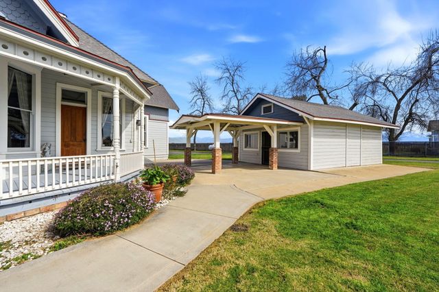 34854 Rd 124, Visalia, CA 93291