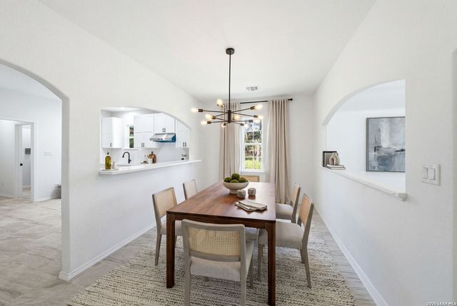 717 Avenue C, Seguin, TX 78155