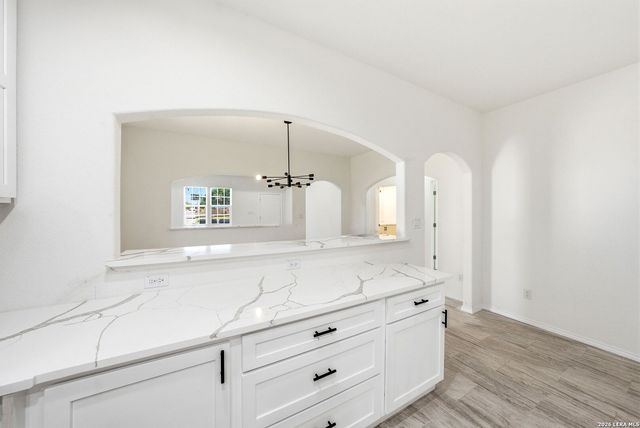 717 Avenue C, Seguin, TX 78155