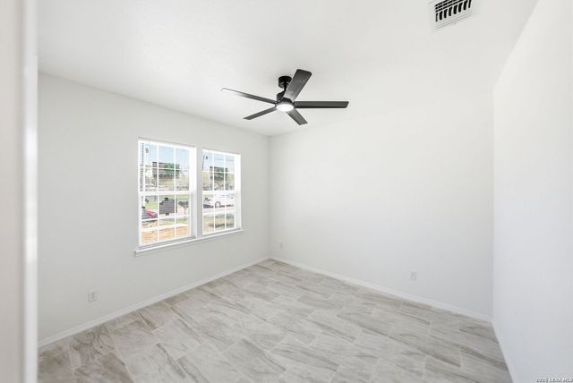 717 Avenue C, Seguin, TX 78155