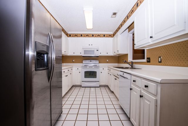 32 Arbours West Ln Lane, Moore, SC 29369