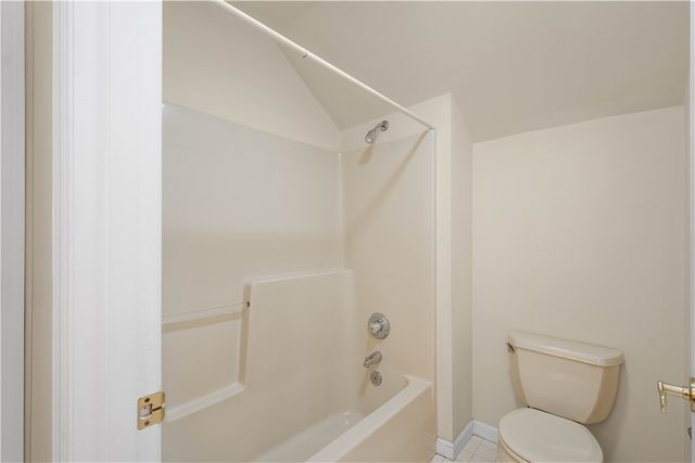 7052 Bennington Woods Dr., Mccandless, PA 15237