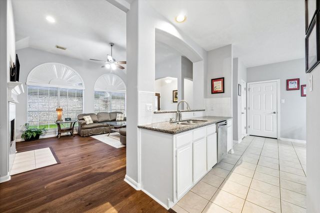 12423 Rutgers Park Court, Houston, TX 77058