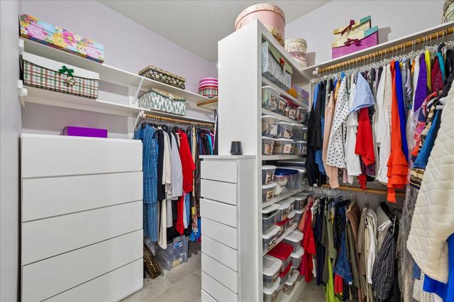 12423 Rutgers Park Court, Houston, TX 77058