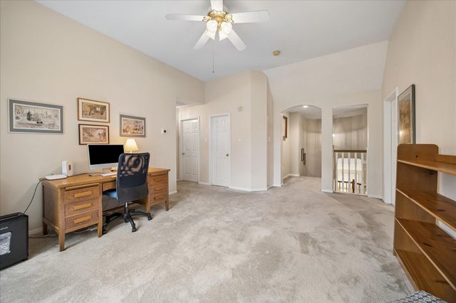 30 N Dragonwood Place, The Woodlands, TX 77381