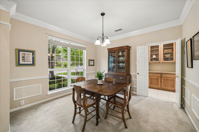 30 N Dragonwood Place, The Woodlands, TX 77381