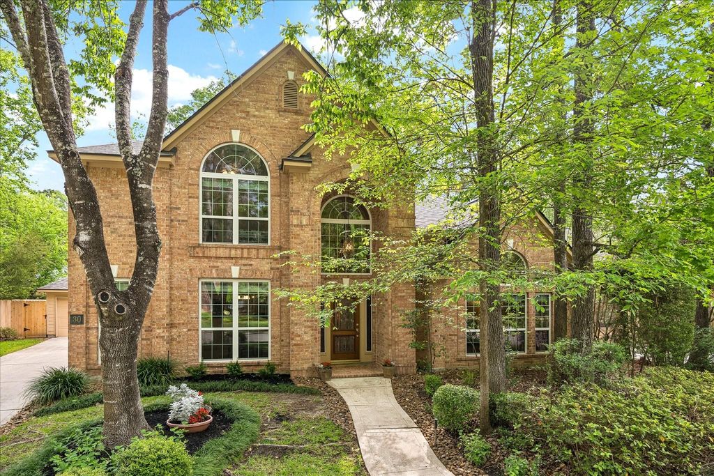 30 N Dragonwood Place, The Woodlands, TX 77381