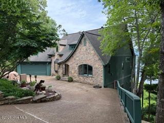 39 Cheoah Trail, Robbinsville, NC 28771