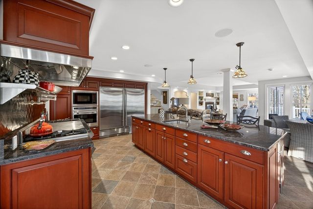 35 Northgate Rd, Chatham, MA 02650