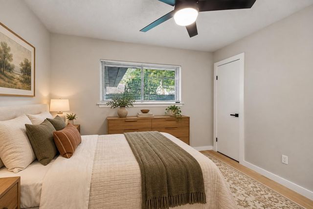 2034 Lake Creek Drive, Kingwood, TX 77339