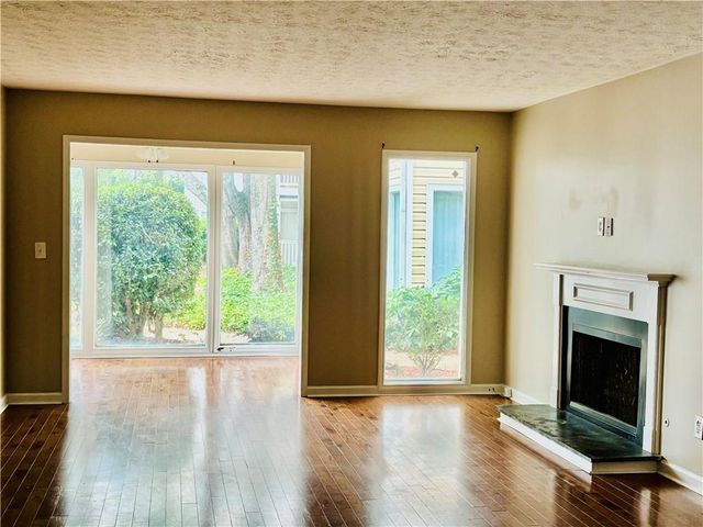 1206 Augusta Drive SE, Marietta, GA 30067