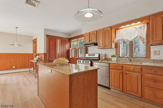 534 E Broad Street, Westfield Town, NJ 07090