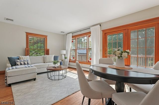 534 E Broad Street, Westfield Town, NJ 07090