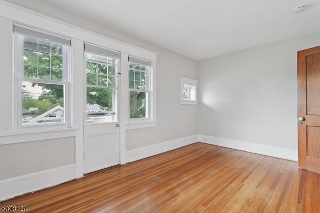 534 E Broad Street, Westfield Town, NJ 07090