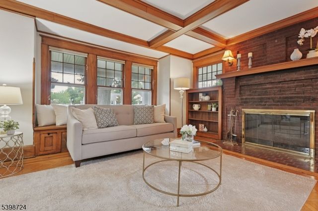 534 E Broad Street, Westfield Town, NJ 07090