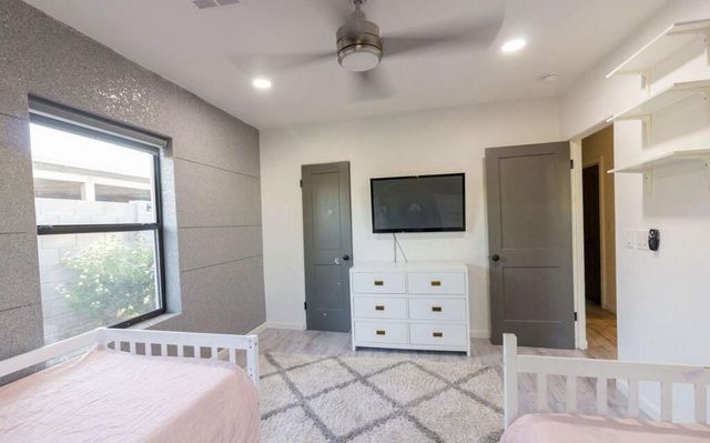 4214 N 20th Street, Phoenix, AZ 85016