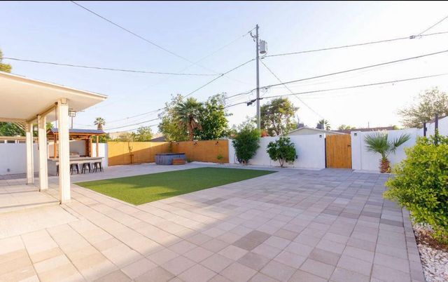 4214 N 20th Street, Phoenix, AZ 85016