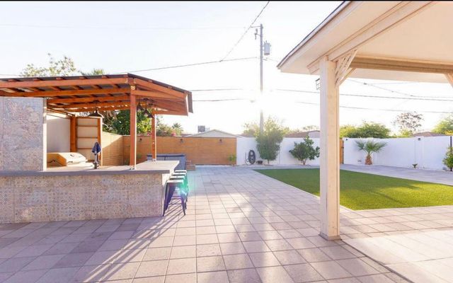 4214 N 20th Street, Phoenix, AZ 85016