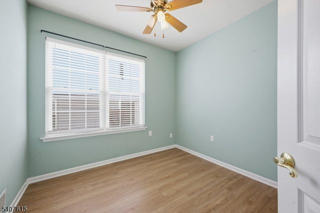 56 Kensington Cir, White Twp., NJ 07823