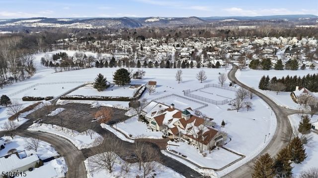 56 Kensington Cir, White Twp., NJ 07823