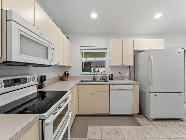 1768 NORVELL AVENUE, North Port, FL 34286