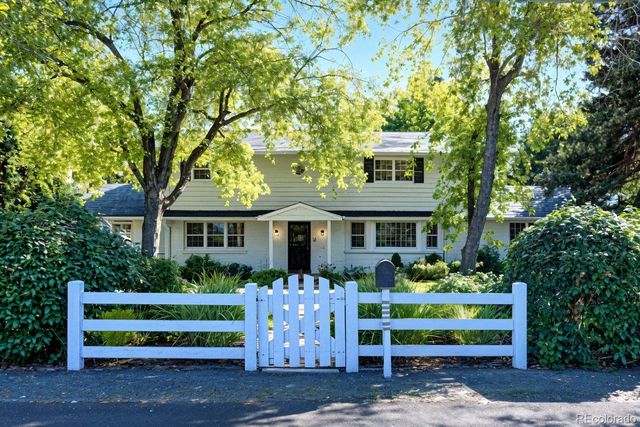 800 E Stanford Avenue, Cherry Hills Village, CO 80113