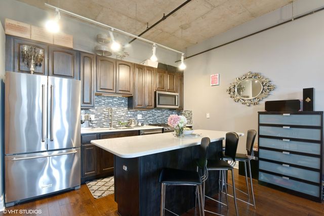 6 S Laflin Street 901, Chicago, IL 60607