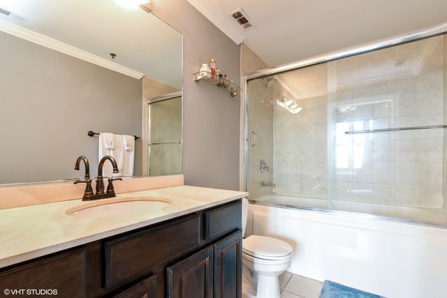 6 S Laflin Street 901, Chicago, IL 60607