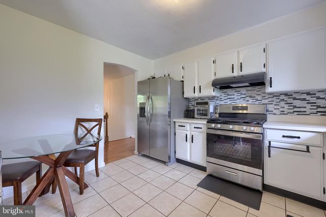 3450 HEATHER DR, York, PA 17408