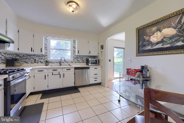 3450 HEATHER DR, York, PA 17408