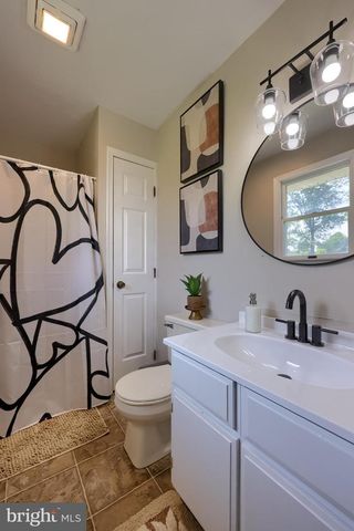 3450 HEATHER DR, York, PA 17408