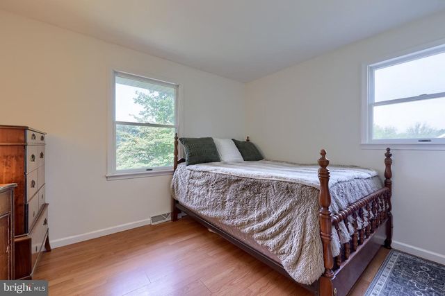 3450 HEATHER DR, York, PA 17408