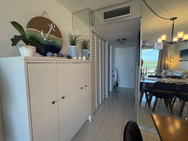 1009 N Ocean Boulevard 607, Pompano Beach, FL 33062