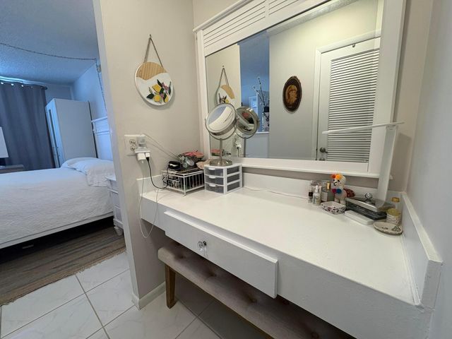 1009 N Ocean Boulevard 607, Pompano Beach, FL 33062