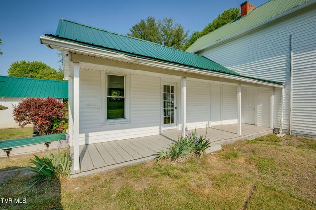 1604 Broad Street, Elizabethton, TN 37643