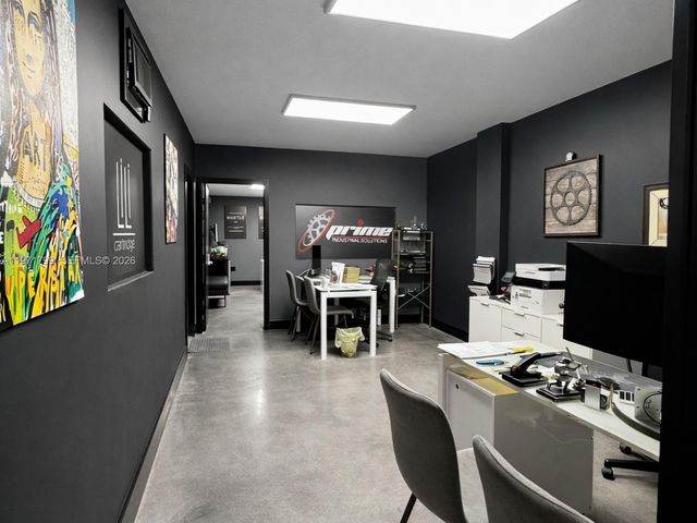 5505 NW 74th Ave 5505, Miami, FL 33166