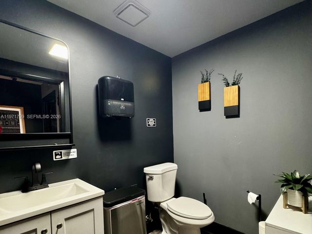 5505 NW 74th Ave 5505, Miami, FL 33166