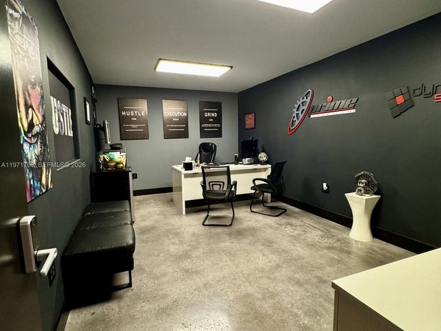 5505 NW 74th Ave 5505, Miami, FL 33166