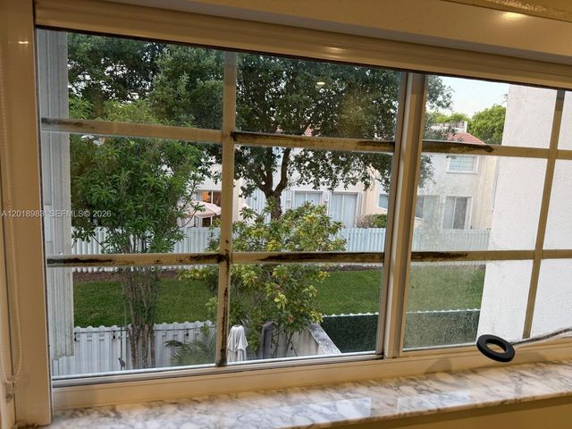 10973 NW 62nd Ter, Doral, FL 33178