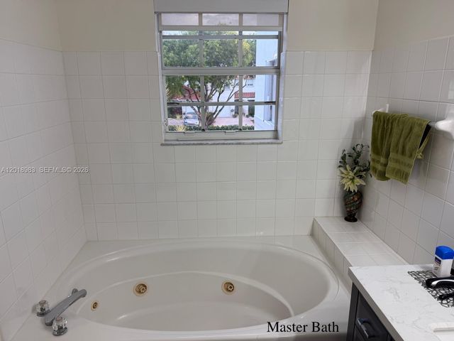 10973 NW 62nd Ter, Doral, FL 33178