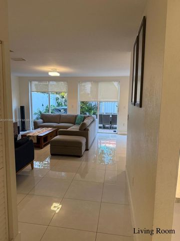10973 NW 62nd Ter, Doral, FL 33178