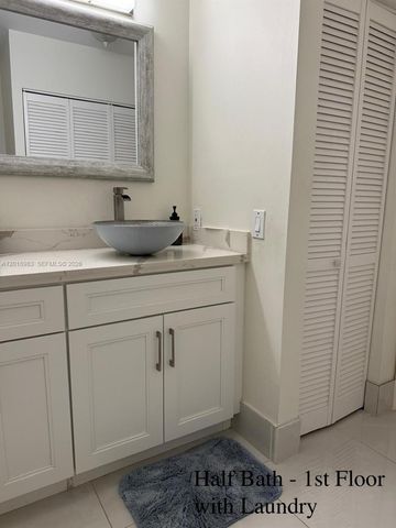 10973 NW 62nd Ter, Doral, FL 33178