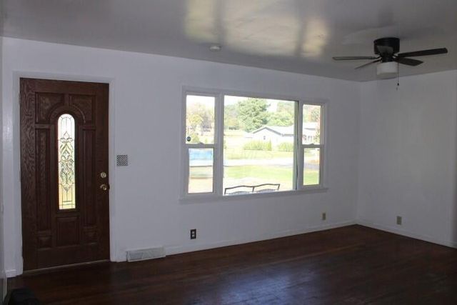 152 Lincoln Drive, Newark, OH 43055