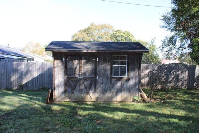 152 Lincoln Drive, Newark, OH 43055